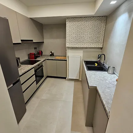 Elektra'S Apartment#2 1St Fl, Διαμέρισμα Στο Κέντρο Της Λάρισας Με Δωρεάν Parking Exterior photo